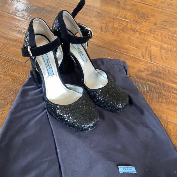 Prada Pumps - Picture 1 of 6